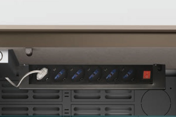 MULTIPLUG